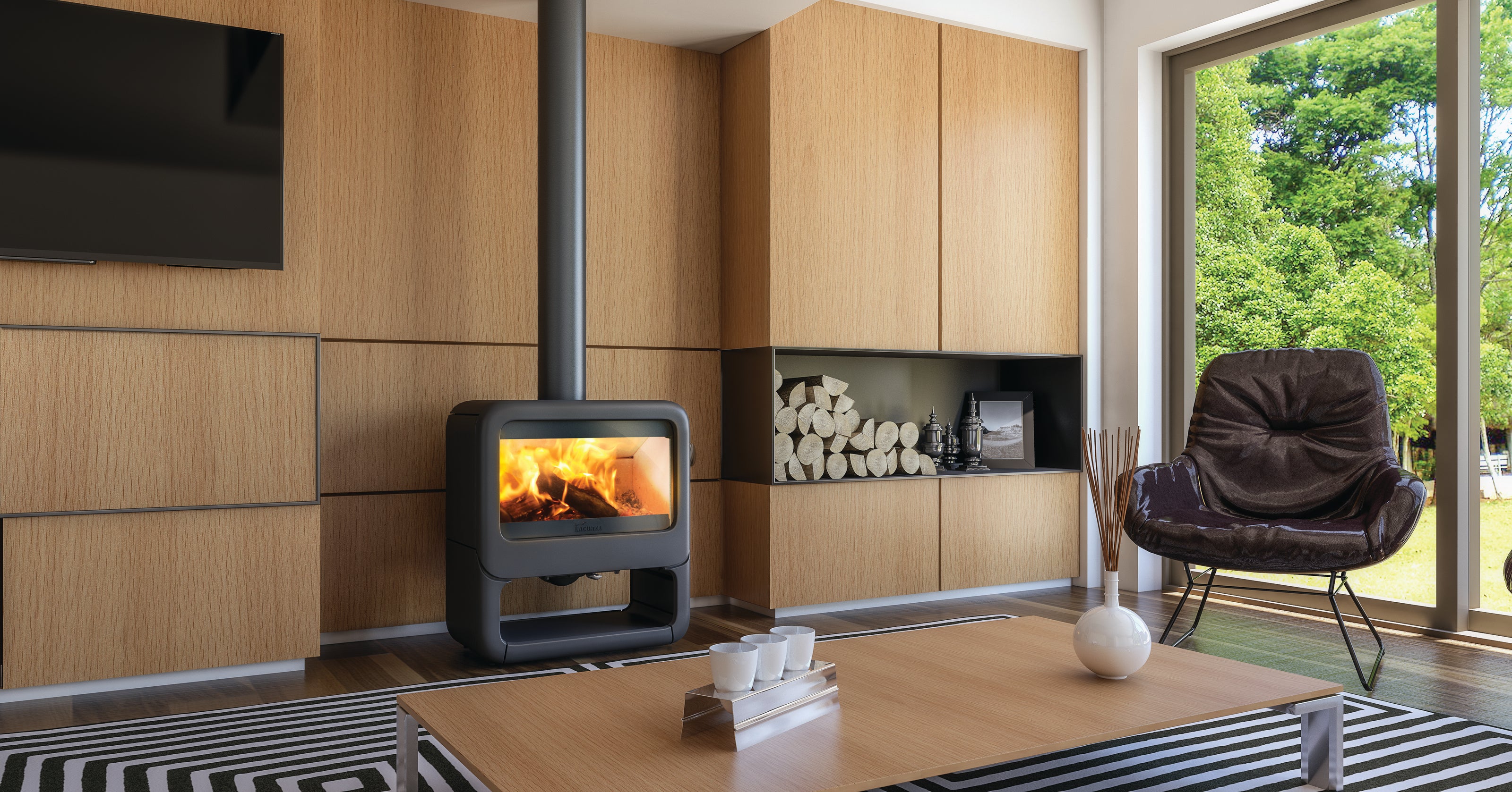 Lacunza STELAR 93, wood-burning, cast iron stove, modern and efficient