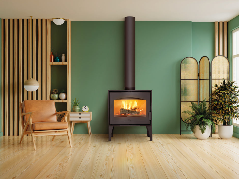 Lacunza Calpe steel classic stove with a spacious combustion chamber