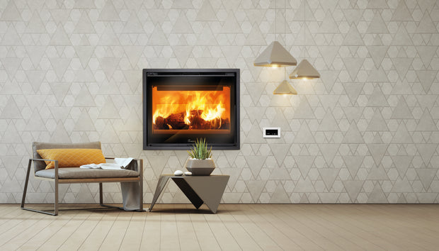Lacunza LOIRE 700 – wood-burning steel fireplace insert, elegance and efficiency in one